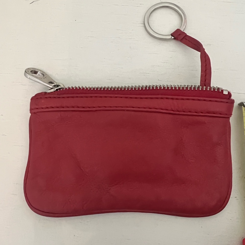 Red Marc Jacob’s Wallet / Key Chain - Picture 5 of 6